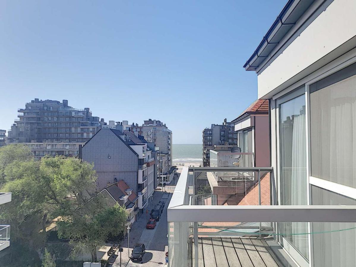 Residentie Gaudi Apartman Nieuwpoort Kültér fotó