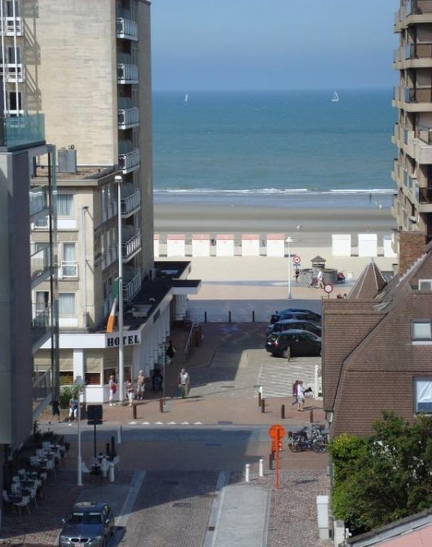 Residentie Gaudi Apartman Nieuwpoort Kültér fotó